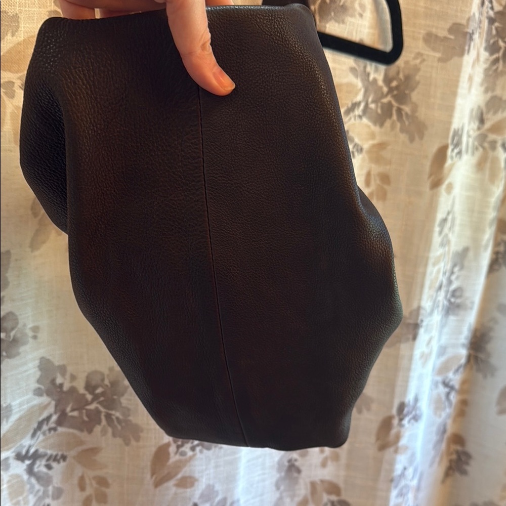 Alviero Martini Gold and Brown Hobo Shoulder Bag - Picture 3 of 14